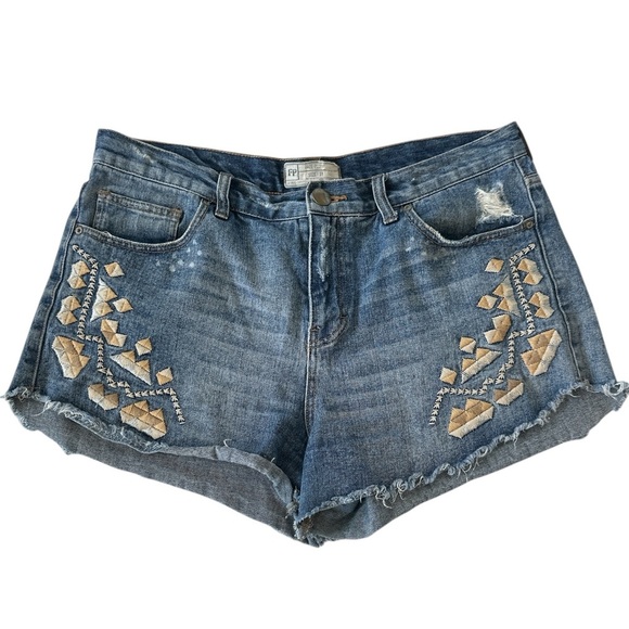 Free People Embroidered Aztec Tribal Jeans Shorts - Picture 5 of 9
